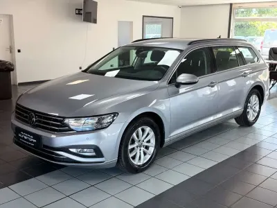 Gebraucht VW Passat Business 150 PS (110 kW) 2022 Silber Kombi