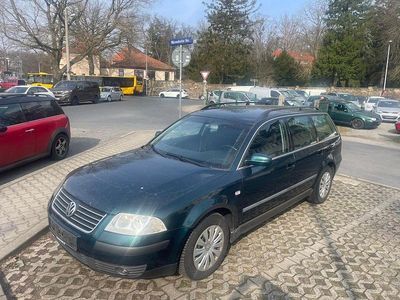 Gebraucht VW Passat Comfortline 131 PS (96 kW) 2003 Grün Kombi