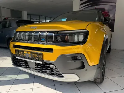 Gebraucht Jeep Avenger EV Summit 114 kW (156 PS) 2023 Gelb SUV