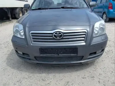 Gebraucht Toyota Avensis 147 PS (108 kW) 2003 Grau Limousine