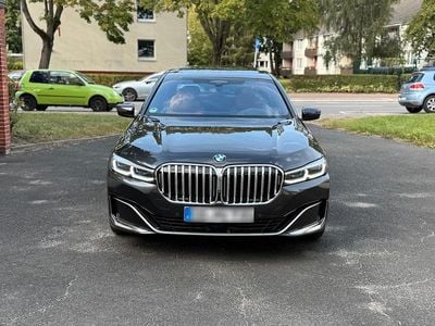 BMW 730