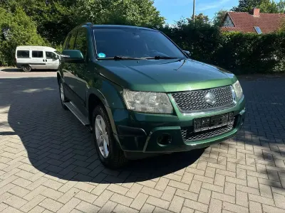 Gebraucht Suzuki Grand Vitara Club 169 PS (124 kW) 2008 Grün m SUV