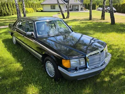 Gebraucht Mercedes 560 238 PS (175 kW) 1988 Schwarz Limousine