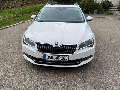 Gebraucht Skoda Superb SportLine 150 PS (110 kW) 2018 Weiß Kombi