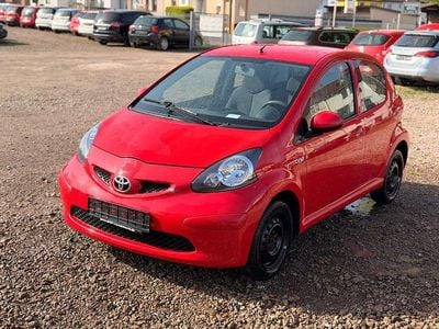 Usata Toyota Aygo Cool 68 CV (50 kW) 2006 Rosso Utilitaria
