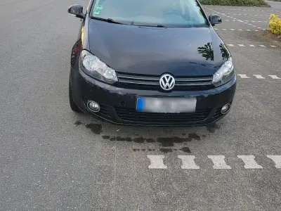 Używany VW Golf VI 105 KM (77 kW) 2011 Czarny Hatchback