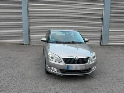 Second-hand Skoda Fabia 60 CP (44 kW) 2010 Andere farben Berlinǎ
