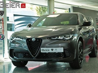 Colore esterno (grigio vesuvio Neu 2025 Alfa Romeo Stelvio Quadrifoglio SUV | 111.650 €