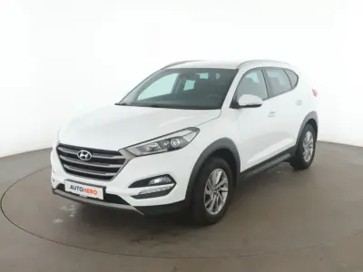 Gebraucht Hyundai Tucson Intro Edition 132 PS (97 kW) 2016 Weiß SUV