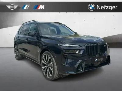 Neu BMW X7 M Sport 530 PS (389 kW) 2026 Schwarz SUV
