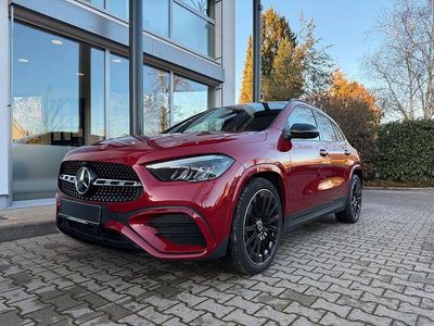 Rot Gebraucht 2025 Mercedes GLA200 AMG line SUV | 43.800 € (Teuer)