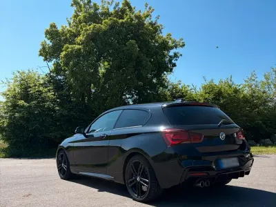 Gebraucht BMW 125 M Sport 224 PS (164 kW) 2018 Schwarz Kleinwagen