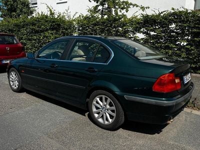 BMW 323