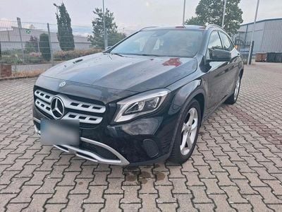 Mercedes GLA200