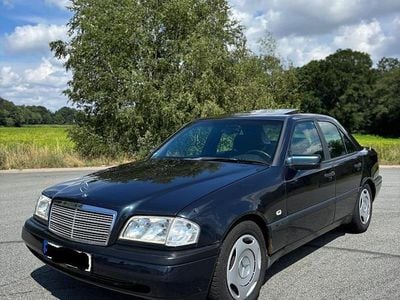 Mercedes C180