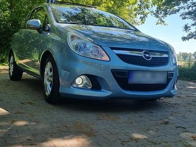 Second-hand Opel Corsa 80 CP (58 kW) 2007 Albastru Hatchback