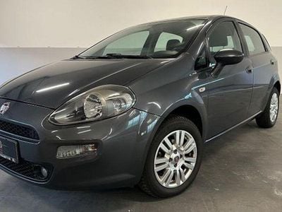 Grigio Gebraucht 2013 Fiat Punto Lounge Limousine | 5.999 € (Fairer Preis)