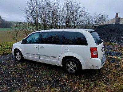 Weiß Gebraucht 2007 Dodge Grand Caravan Van / Kleinbus | 7.259 €