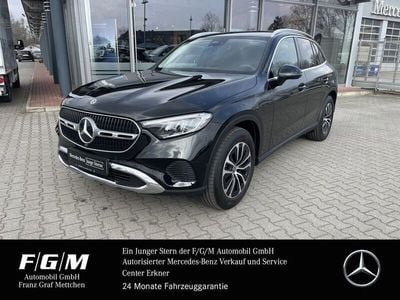 Gebraucht Mercedes GLC200 Avantgarde 204 PS (150 kW) 2023 Lack obsidianschwarz SUV