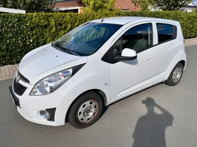 Gebraucht Chevrolet Spark 68 PS (50 kW) 2012 Weiß Kleinwagen