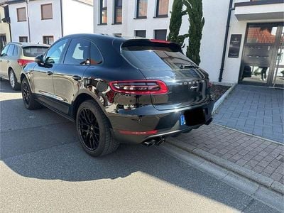 Gebraucht Porsche Macan 252 PS (185 kW) 2018 Schwarz SUV