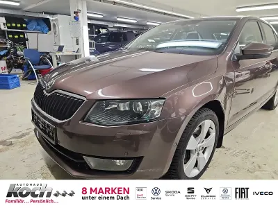 Occasion Skoda Octavia Elegance 179 ch (131 kW) 2015 Marron Break