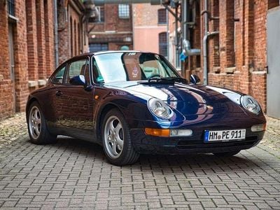 Porsche 911 Carrera