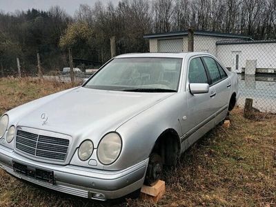 gebraucht Mercedes E320 