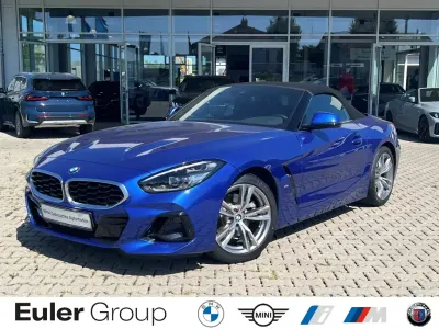Gebraucht BMW Z4 Sport Line 258 PS (189 kW) 2023 Blau Cabrio