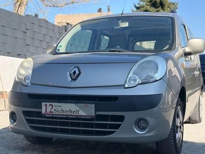 Gebraucht Renault Kangoo Happy Family 106 PS (77 kW) 2011 Beige Van / Kleinbus