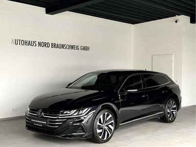 Second-hand VW Arteon R-line 190 CP (139 kW) 2023 Negru Break