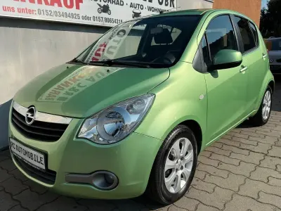 Usata Opel Agila Edition 65 CV (47 kW) 2008 Verde Utilitaria