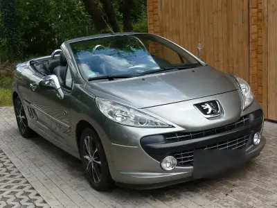 Gebraucht Peugeot 207 CC Roland Garros 150 PS (110 kW) 2008 Cabrio