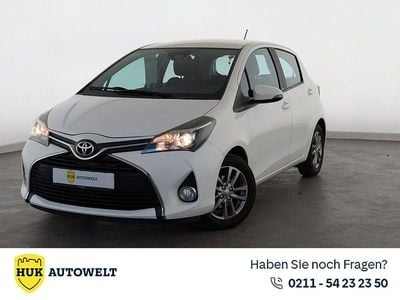 Usata Toyota Yaris Edition-S 99 CV (72 kW) 2017 Bianco Berlina