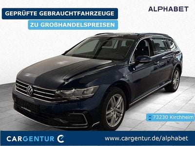 Aquamarinblau Gebraucht 2020 VW Passat GTE Kombi | 18.507 € (Guter Preis)