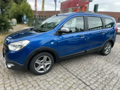 Gebraucht Dacia Lodgy Stepway 116 PS (85 kW) 2021 Blau Van / Kleinbus