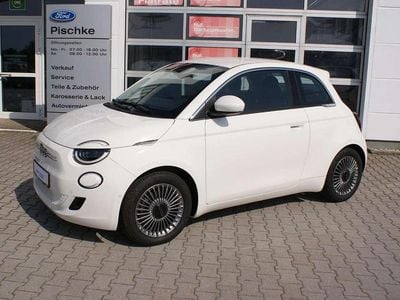 Neu Fiat 500e La Prima 86 kW (118 PS) 2026 Arktisweiss Limousine