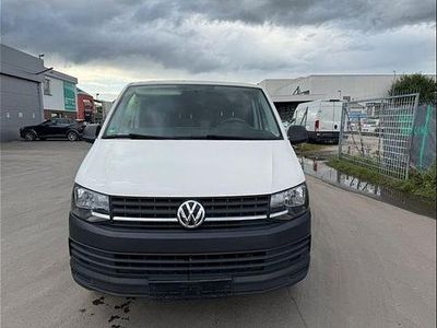 Gebraucht VW Transporter 102 PS (75 kW) 2019 Weiß Van