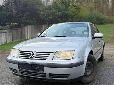 Gebraucht VW Bora Comfortline 105 PS (77 kW) 2000 Silber Limousine