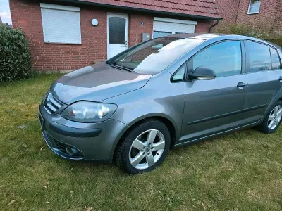 Usata VW Golf V 105 CV (77 kW) 2007 Argento Berlina