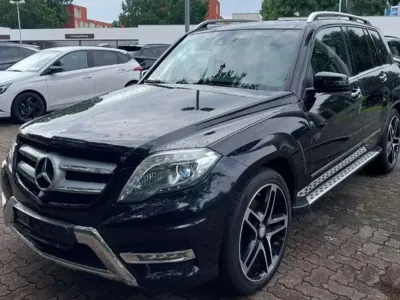 Gebraucht Mercedes GLK350 AMG 265 PS (194 kW) 2015 Obsidianschwarz (metallic) SUV