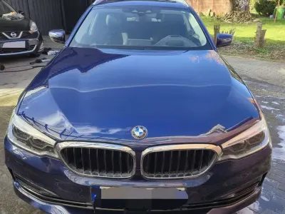 Gebraucht BMW 530 Sport Line 252 PS (185 kW) 2018 Blau Kombi