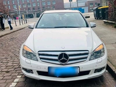 Gebraucht Mercedes C200 184 PS (135 kW) 2009 Weiß Limousine