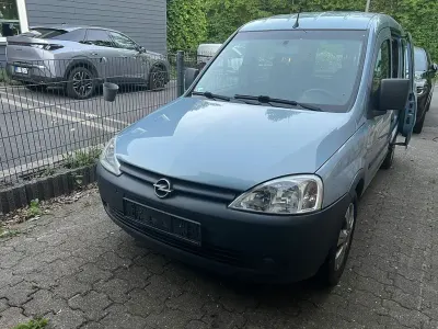 Gebraucht Opel Combo Edition 94 PS (69 kW) 2007 Blau Van / Kleinbus