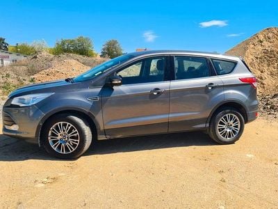 Begagnad Ford Kuga Titanium 163 HK (119 kW) 2015 Grå SUV