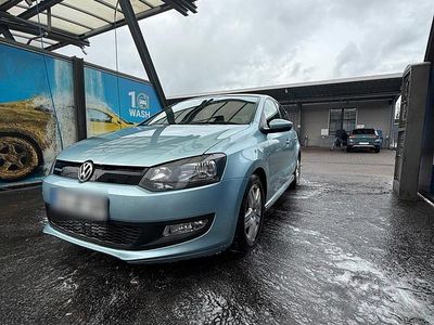 Gebraucht VW Polo 75 PS (55 kW) 2010 Blau Kleinwagen