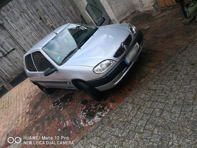 Gebraucht Citroën Saxo 60 PS (44 kW) 2003 Silber Kleinwagen