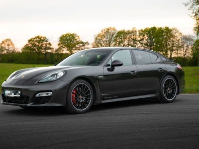 Porsche Panamera GTS