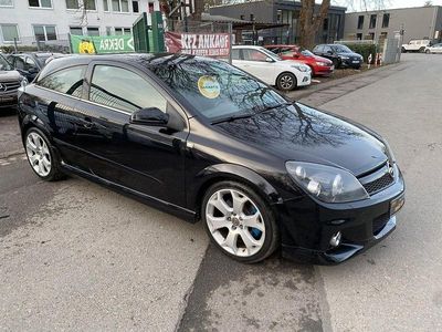Gebraucht Opel Astra GTC OPC 241 PS (177 kW) 2006 Saphirschwarz mi2 Coupé