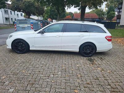 Mercedes E200